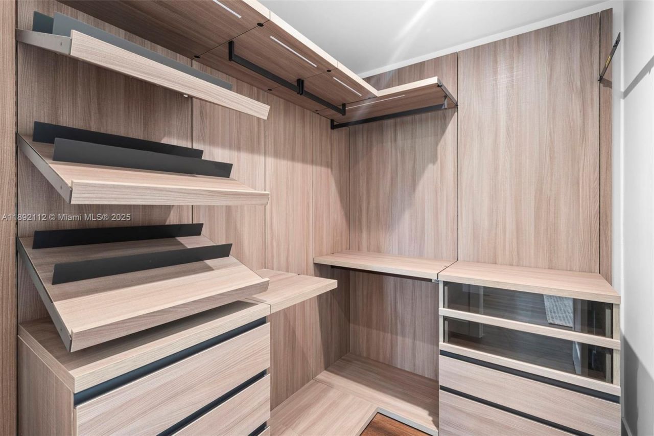 4040 Palmarito St, Coral Gables, FL 33146 Photo