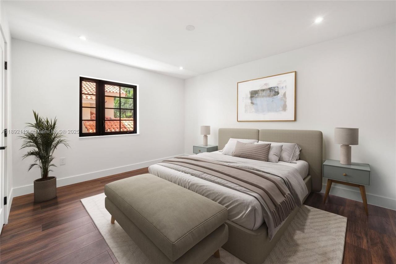 4040 Palmarito St, Coral Gables, FL 33146 Photo