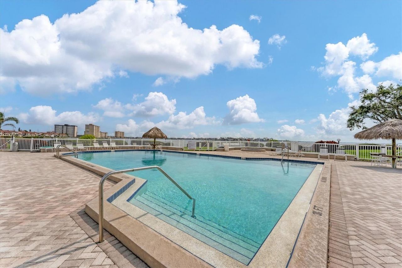 6158 Palma Del Mar Boulevard S, Unit 504, Saint Petersburg, FL 33715 Photo