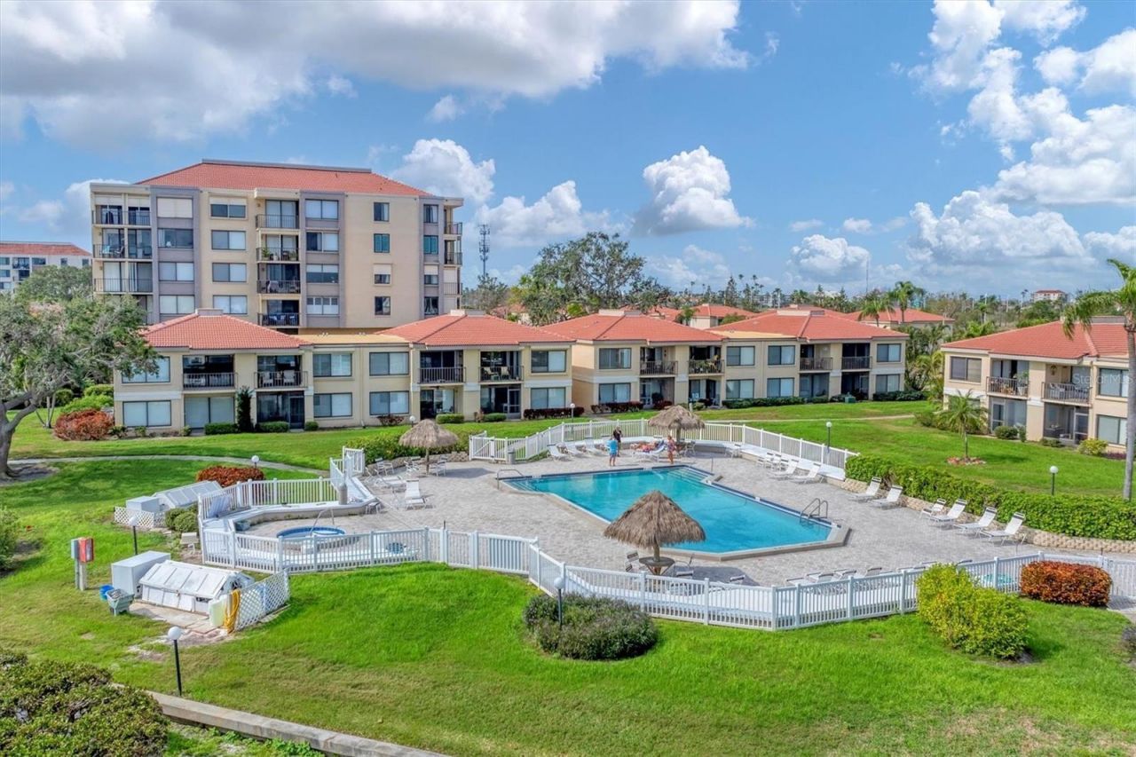 6158 Palma Del Mar Boulevard S, Unit 504, Saint Petersburg, FL 33715 Photo