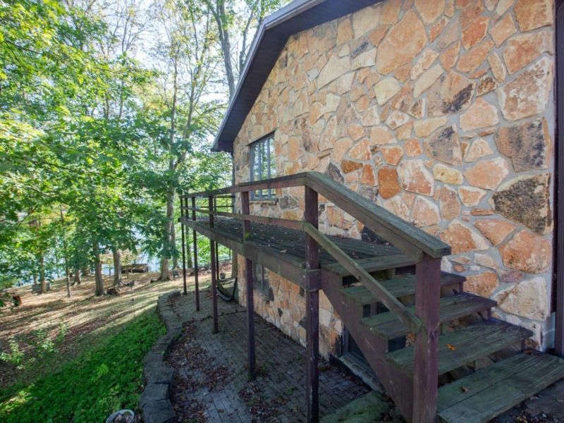 745 Valleywood Heights Drive, Howard, OH 43028 Photo 6