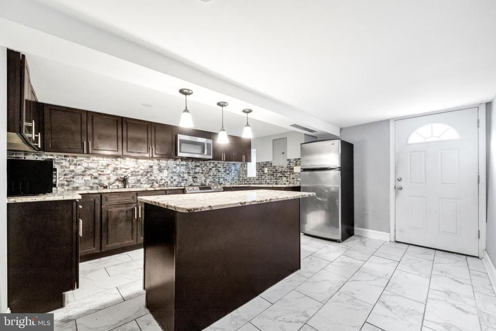 418 Hampden Road, Upper Darby, PA 19082 Main Photo