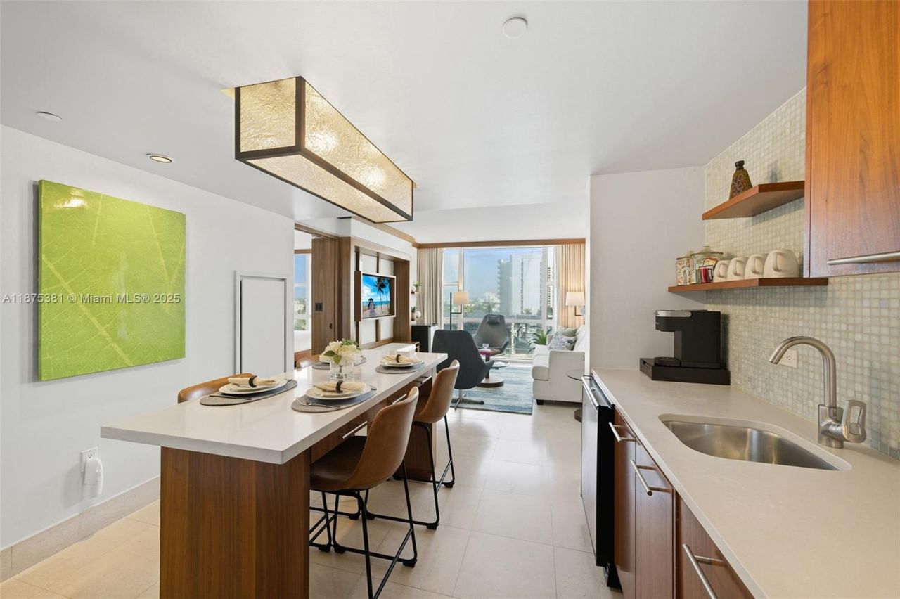 Please Call For Address, Unit 705, Miami Beach, FL 33141 Photo