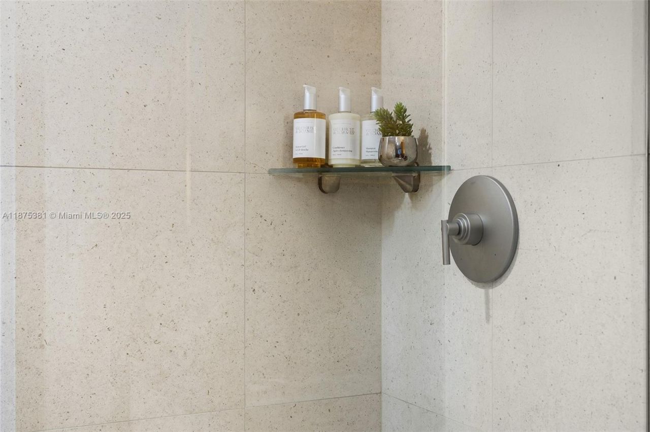 Please Call For Address, Unit 705, Miami Beach, FL 33141 Photo