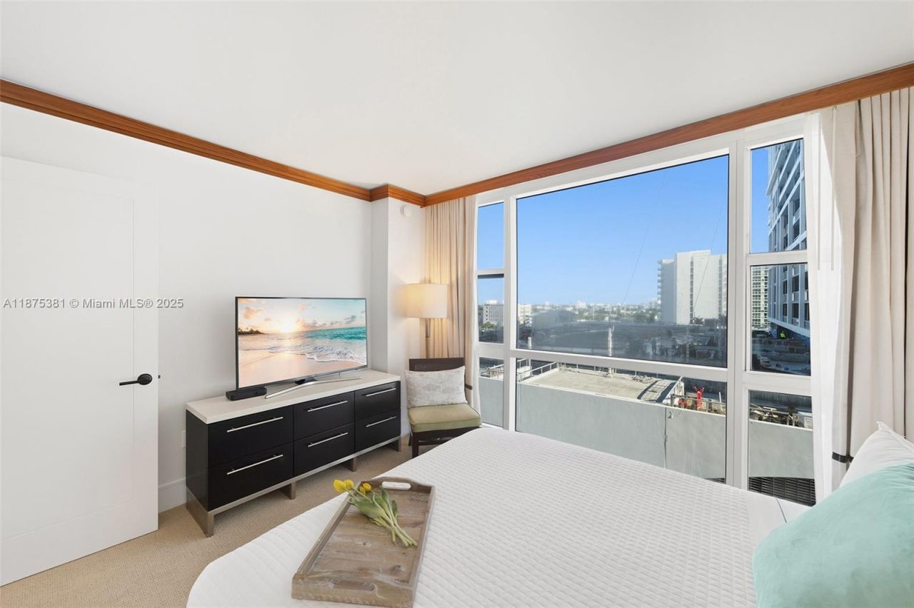 Please Call For Address, Unit 705, Miami Beach, FL 33141 Photo