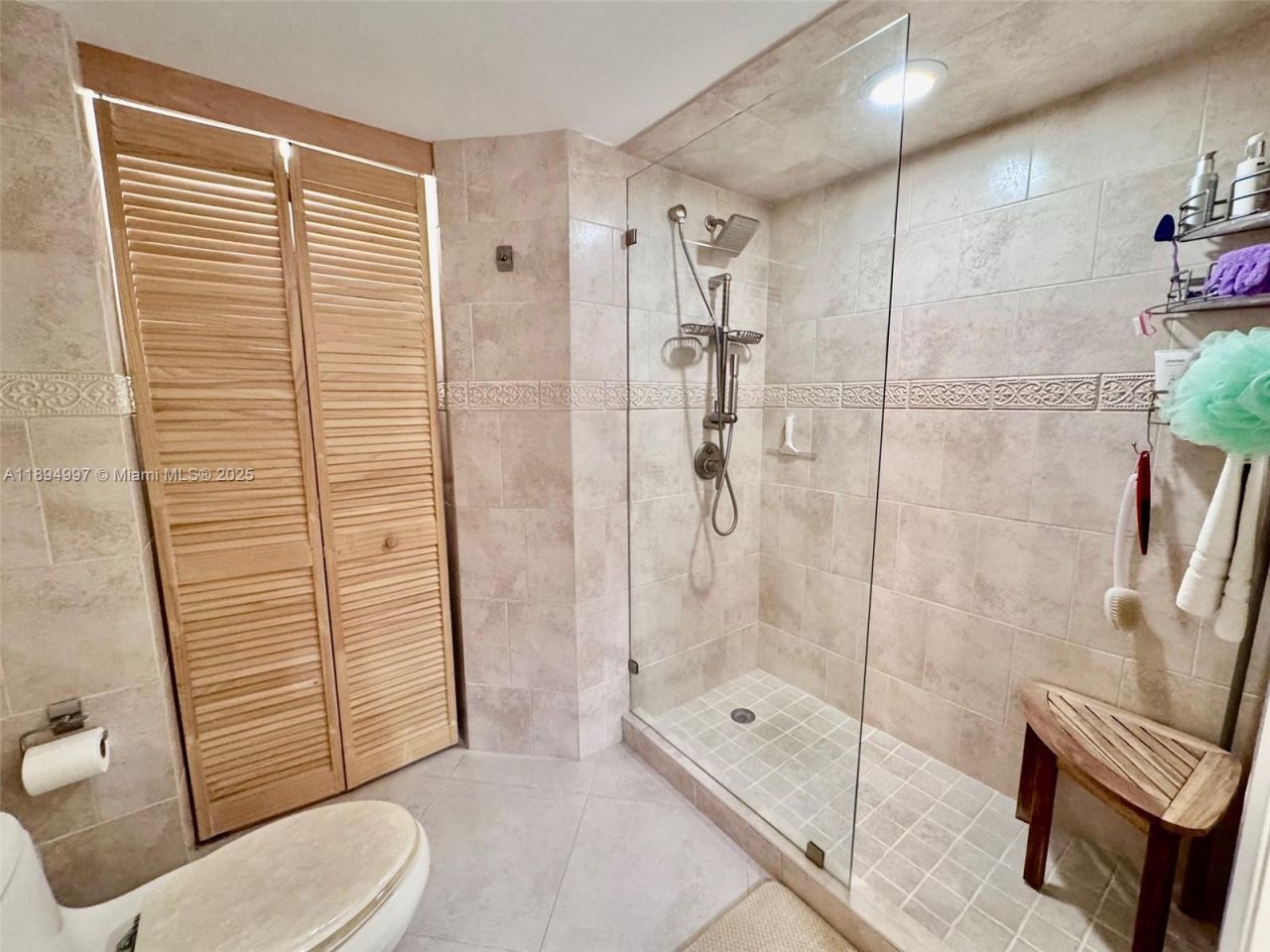 6061 Collins Ave, Unit 10C, Miami Beach, FL 33140 Photo