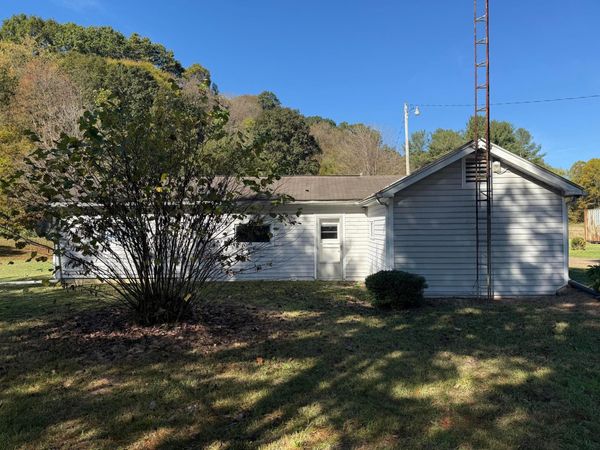 4085 Cannelville Road, Roseville, OH 43777