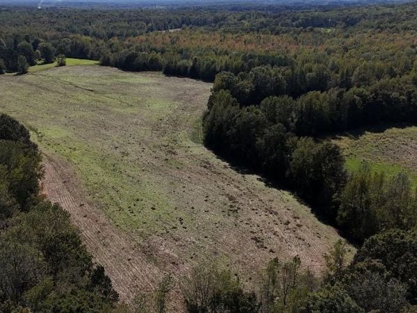 0000 Gutherie Rd, Paris, TN 38242