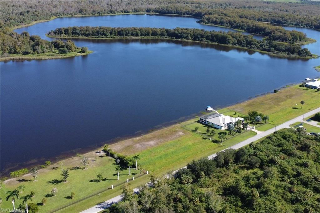 625 Shady Hollow Blvd W, Naples, FL 34120 Photo