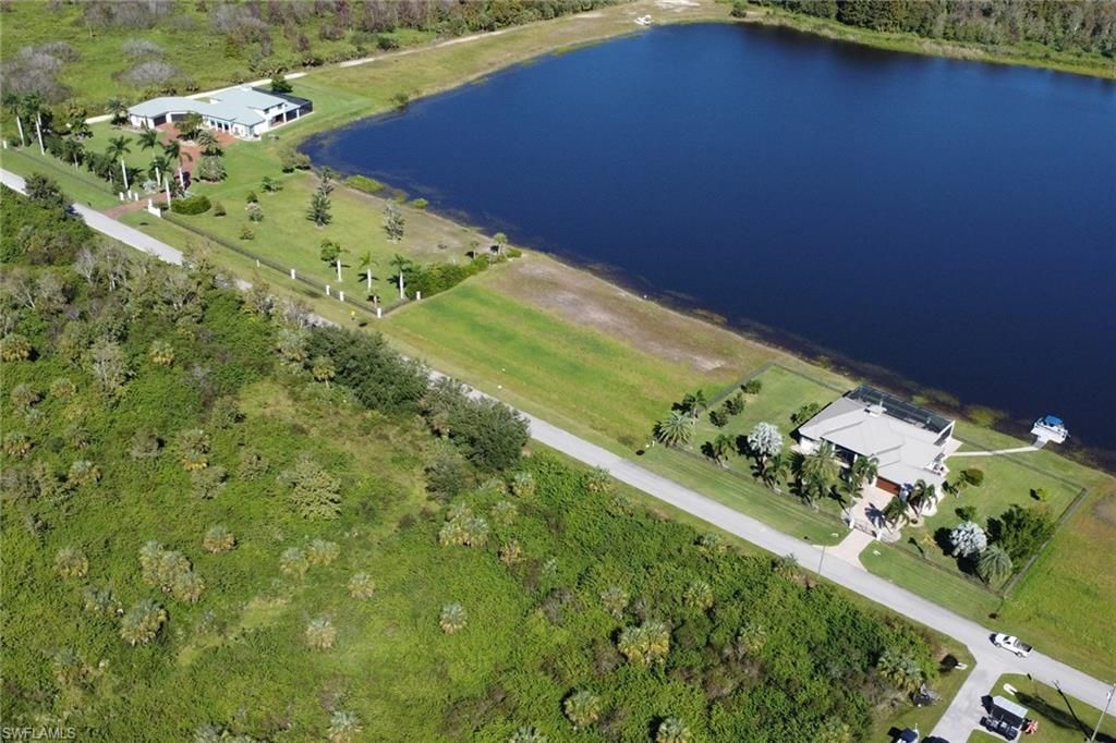 625 Shady Hollow Blvd W, Naples, FL 34120 Photo