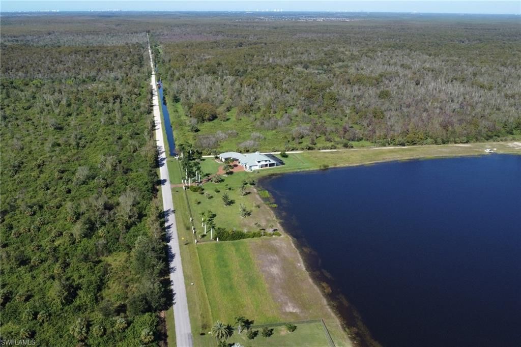 625 Shady Hollow Blvd W, Naples, FL 34120 Photo