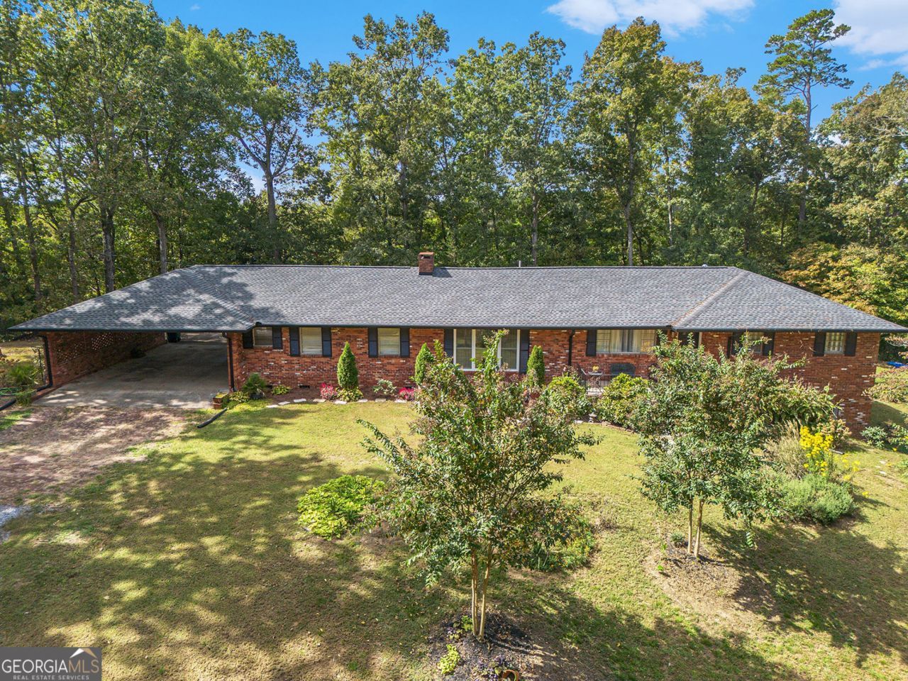 111 Lewis Drive Se, Calhoun, GA 30701 Main Photo