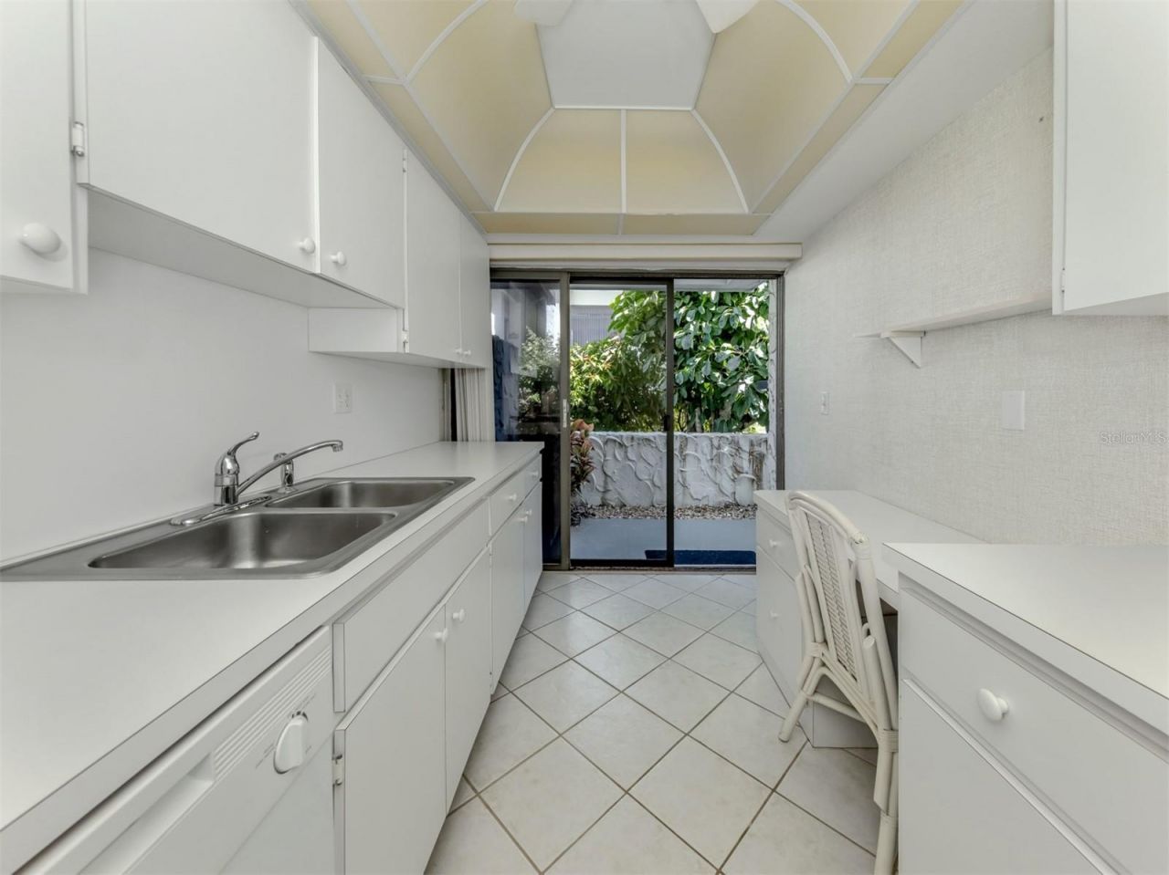 1555 Tarpon Center Drive, Unit 131, Venice, FL 34285 Photo