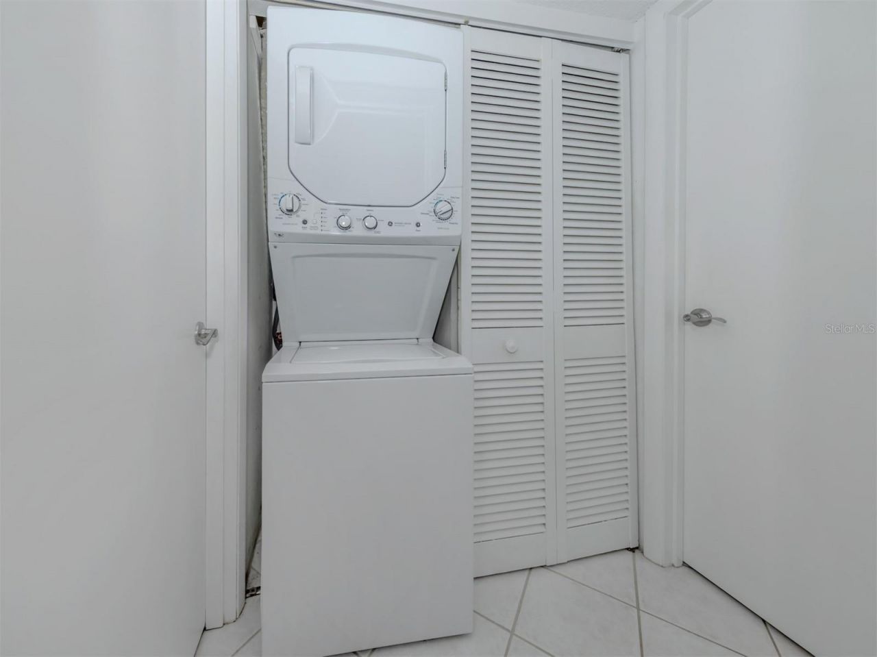 1555 Tarpon Center Drive, Unit 131, Venice, FL 34285 Photo