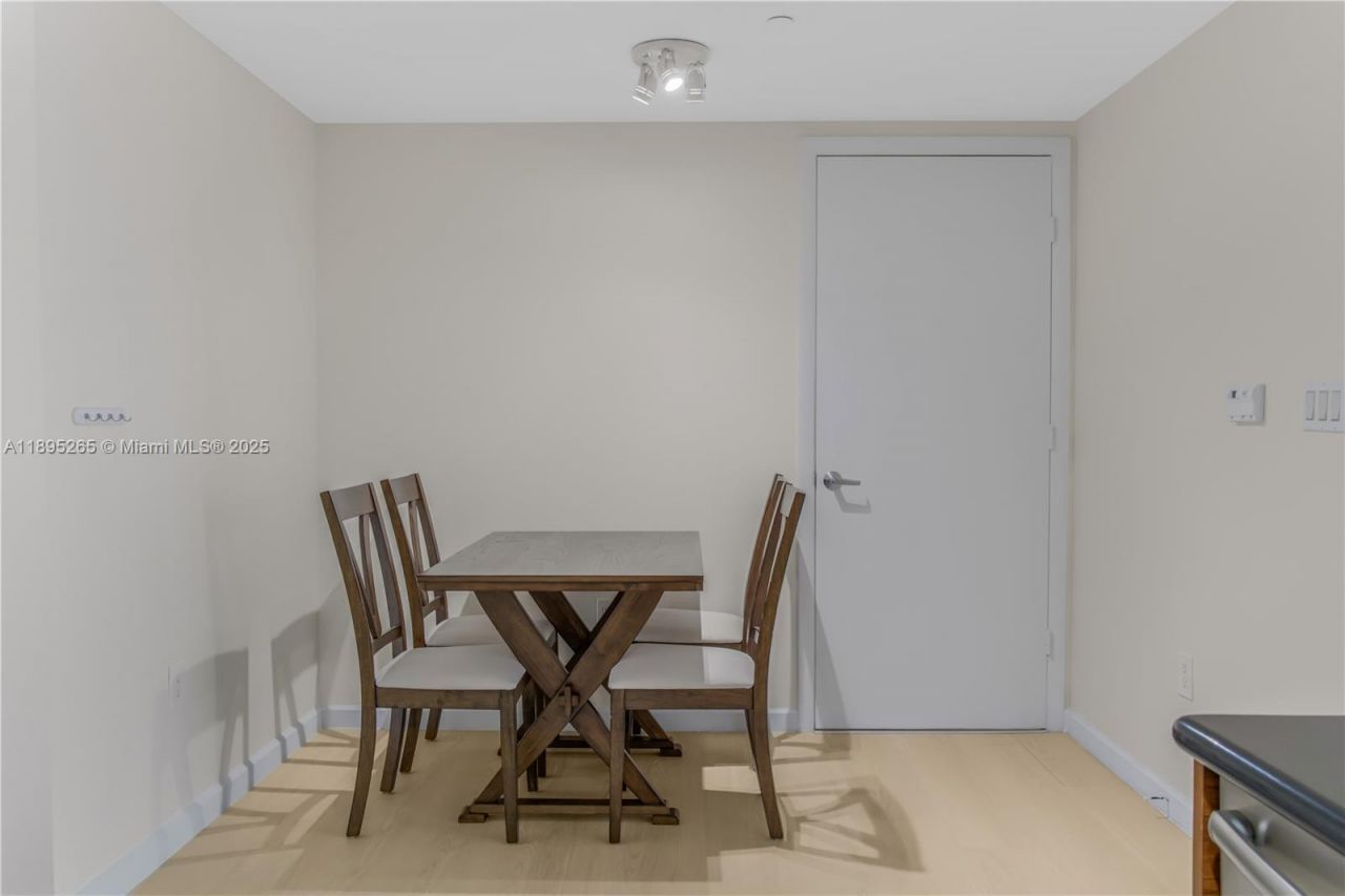 50 Biscayne Blvd, Unit 1505, Miami, FL 33132 Photo