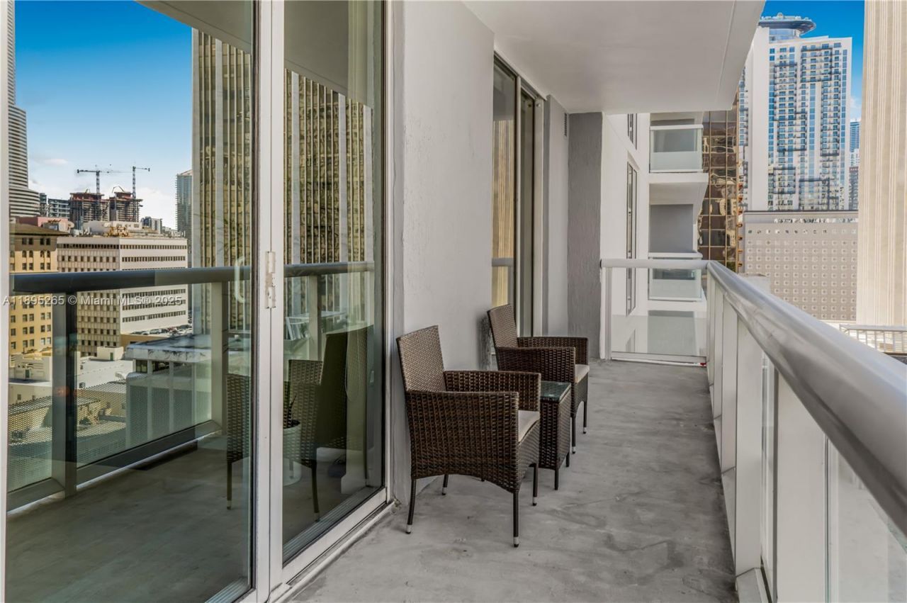 50 Biscayne Blvd, Unit 1505, Miami, FL 33132 Photo