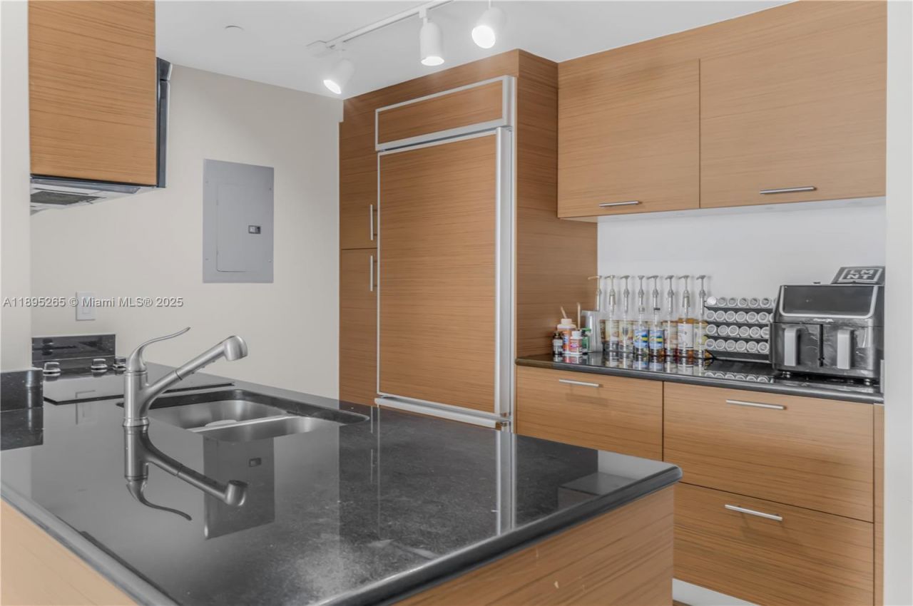 50 Biscayne Blvd, Unit 1505, Miami, FL 33132 Photo