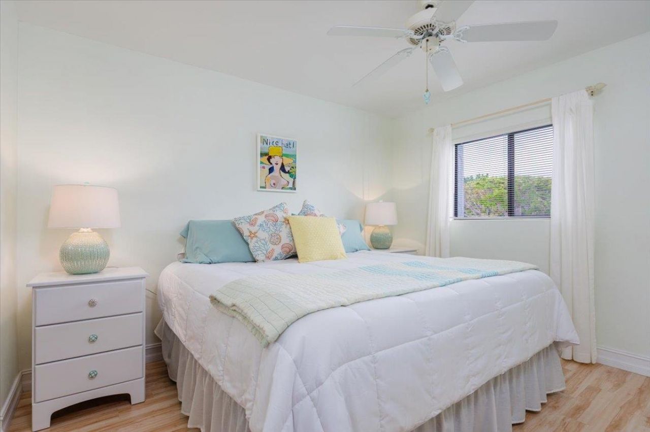 1250 Tennisplace Ct, Unit C25, Sanibel, FL 33957 Photo