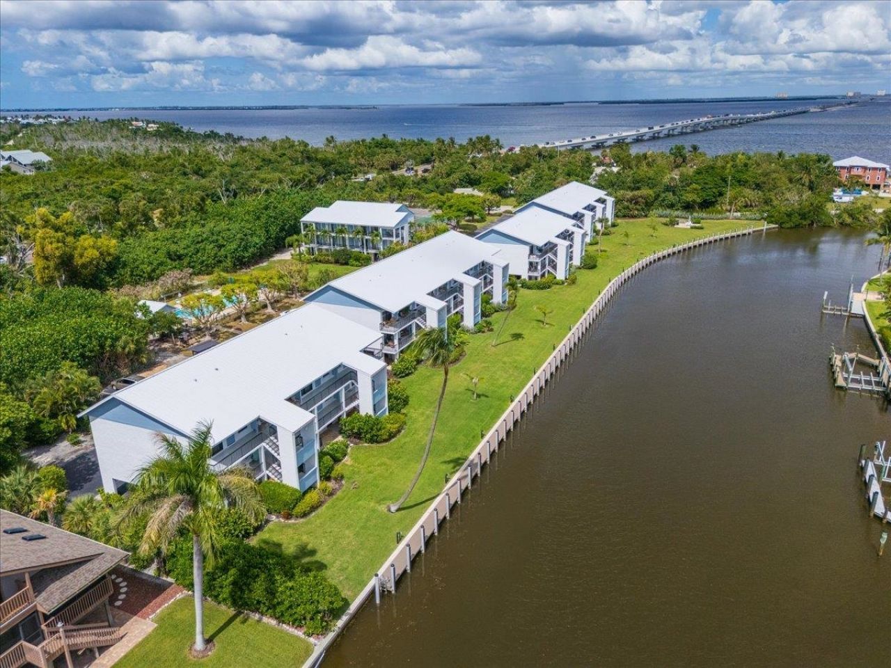 1250 Tennisplace Ct, Unit C25, Sanibel, FL 33957 Photo