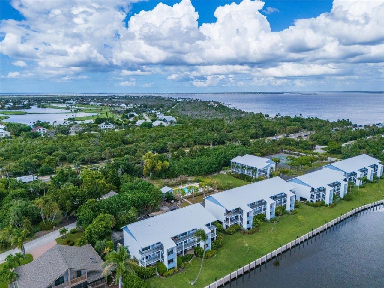 1250 Tennisplace Ct, Unit C25, Sanibel, FL 33957 Photo