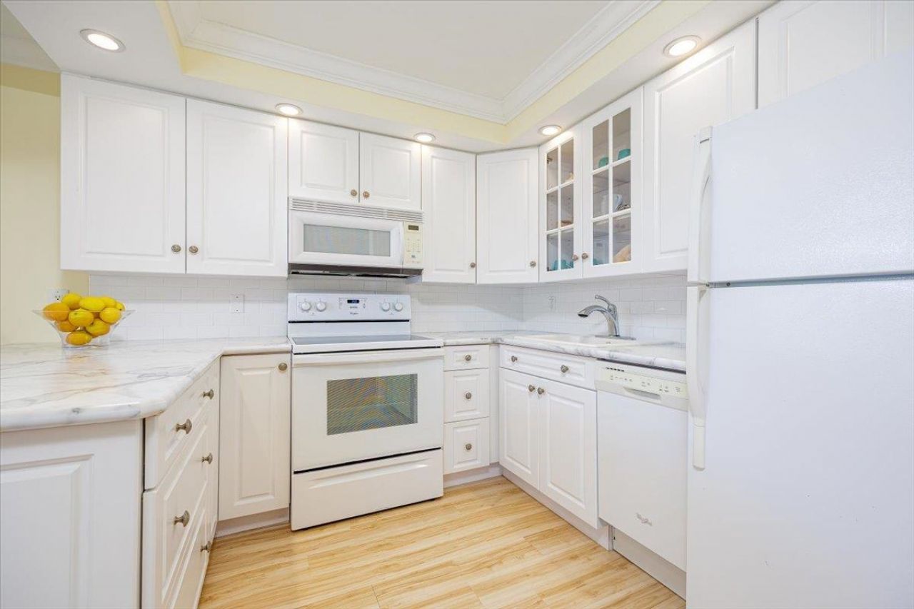 1250 Tennisplace Ct, Unit C25, Sanibel, FL 33957 Photo