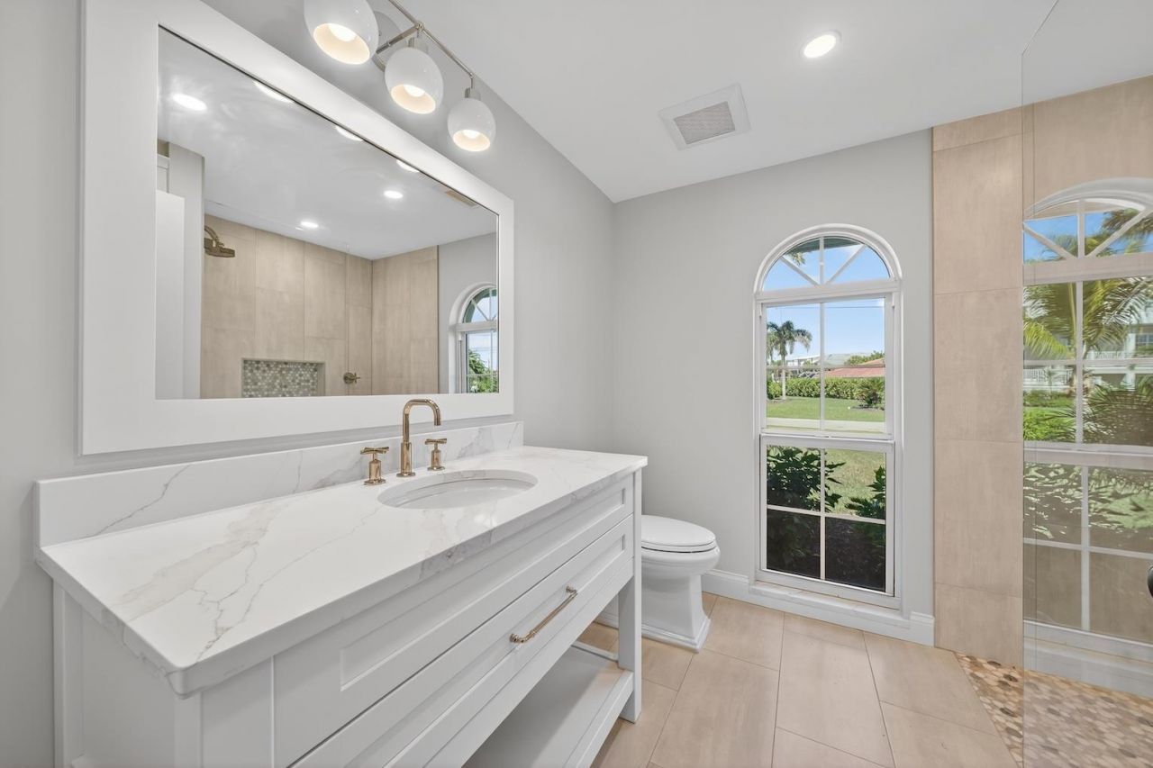 924 Kings Crown Drive, Sanibel, FL 33957 Photo