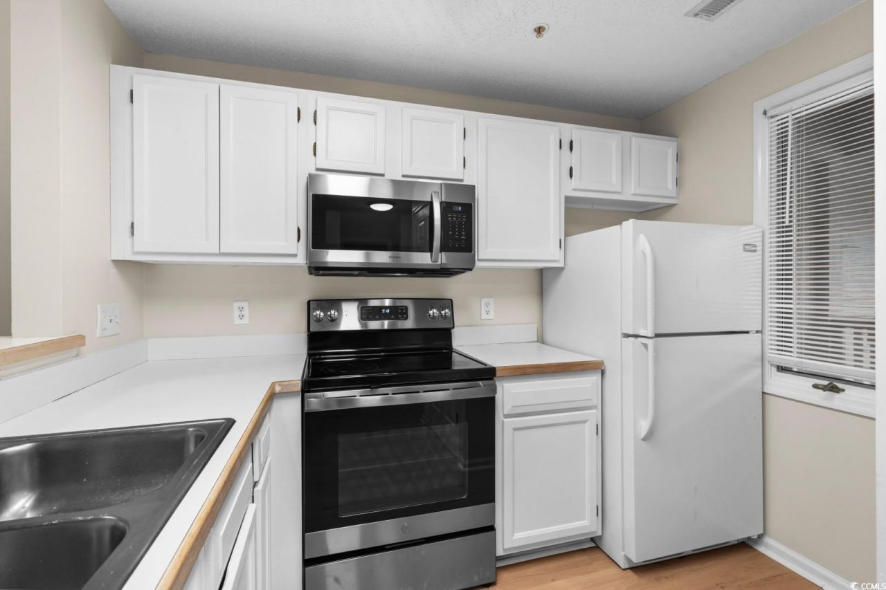 1221 Tidewater Dr. Photo 11