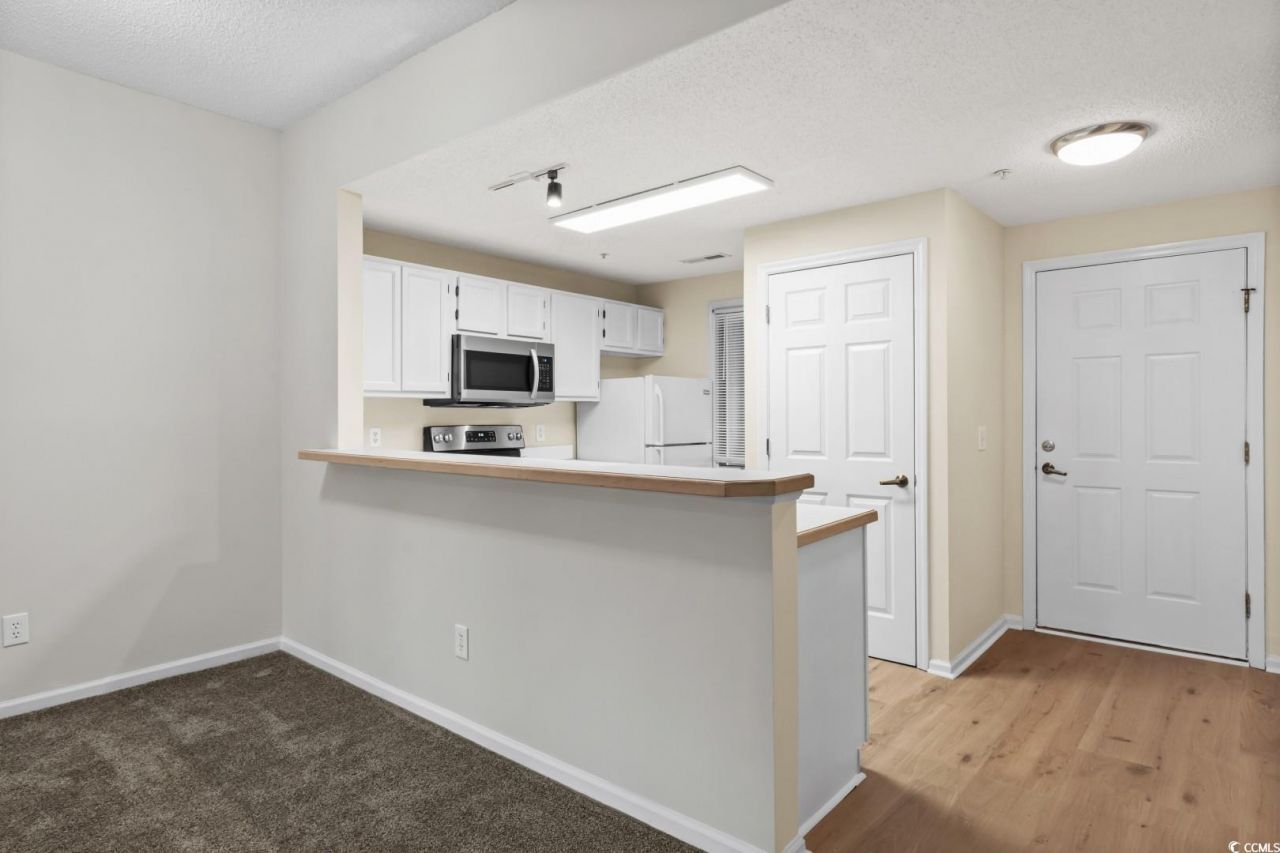 1221 Tidewater Dr. Photo 9