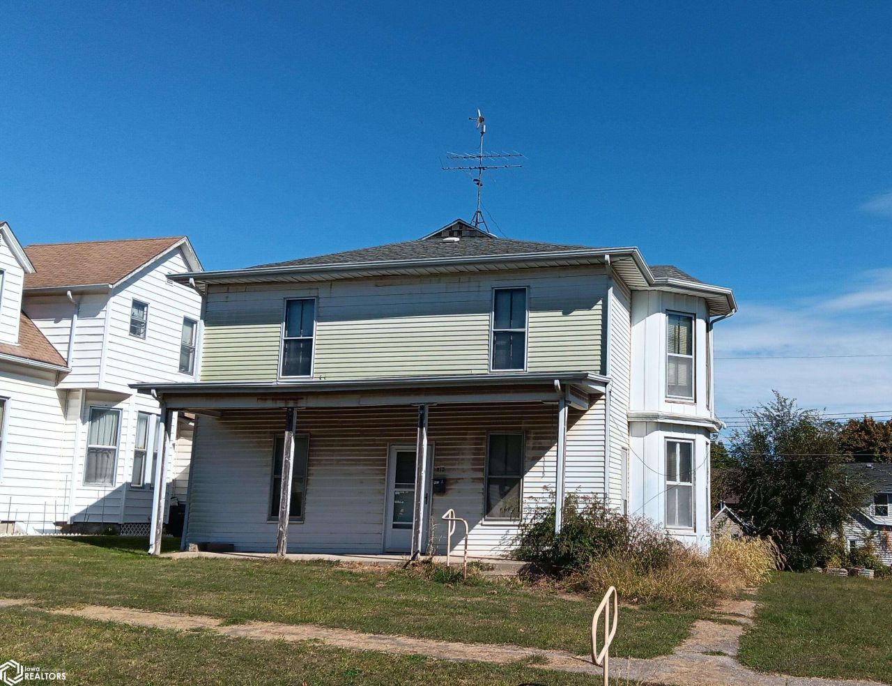 810 S 14th Street, Burlington, IA 52601 Main Photo