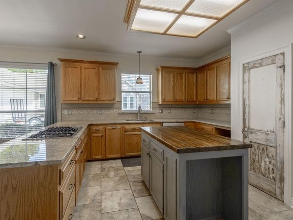 3534 Harris Dr, Baton Rouge, LA 70816