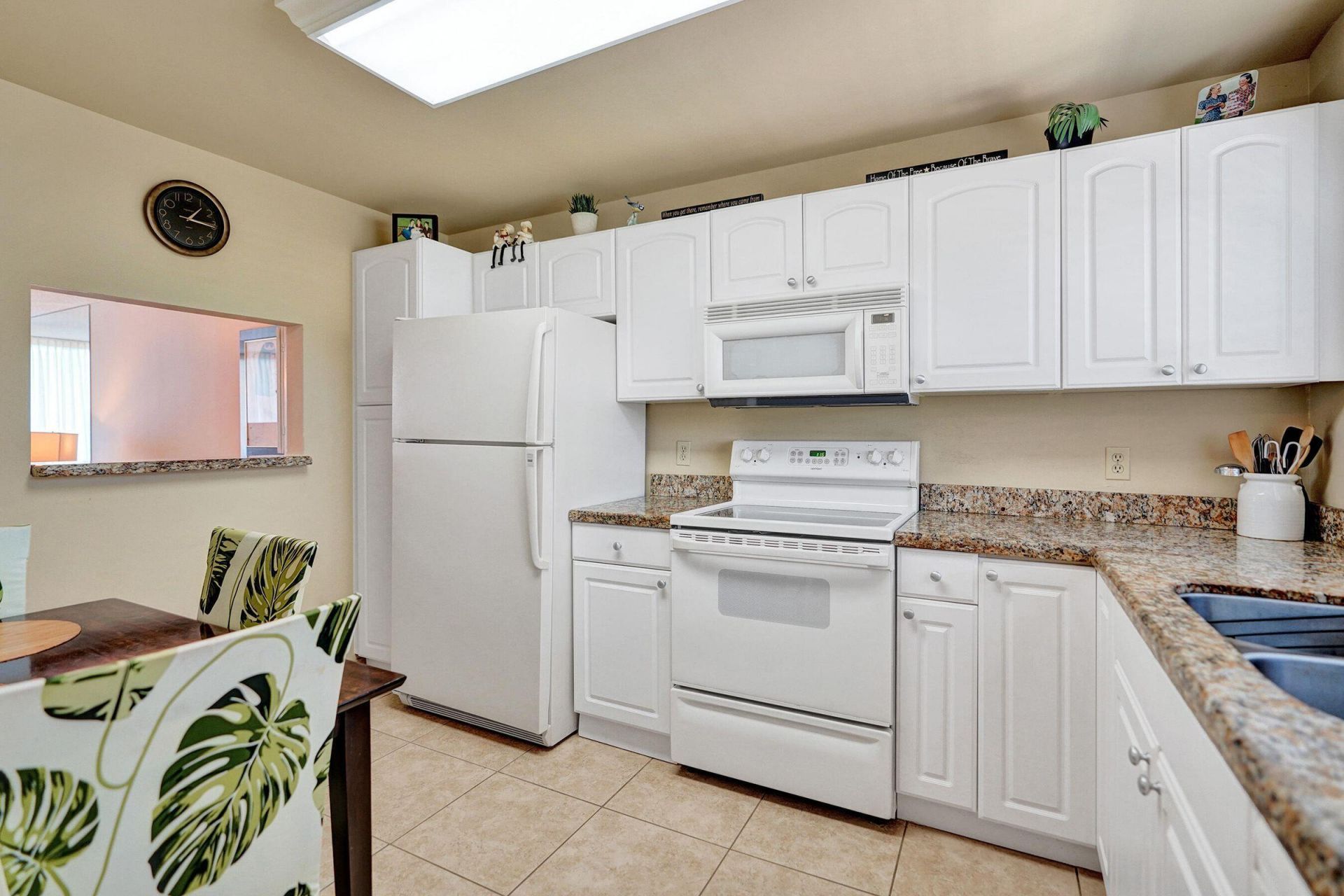 2000 S Federal Highway, Unit 307, Boynton Beach, FL 33435 Photo