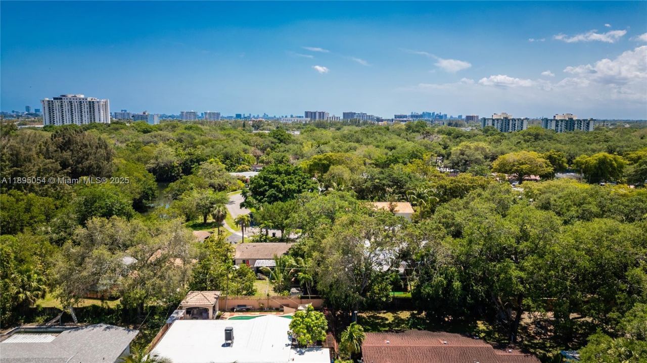 1801 NE 140th St, Unit 306, North Miami, FL 33181 Photo