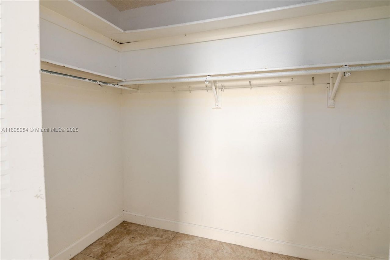 1801 NE 140th St, Unit 306, North Miami, FL 33181 Photo