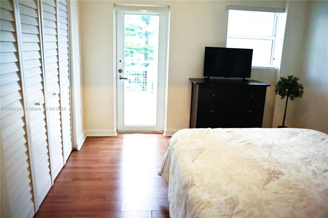 471 NE 25th St, Unit 602, Miami, FL 33137 Photo