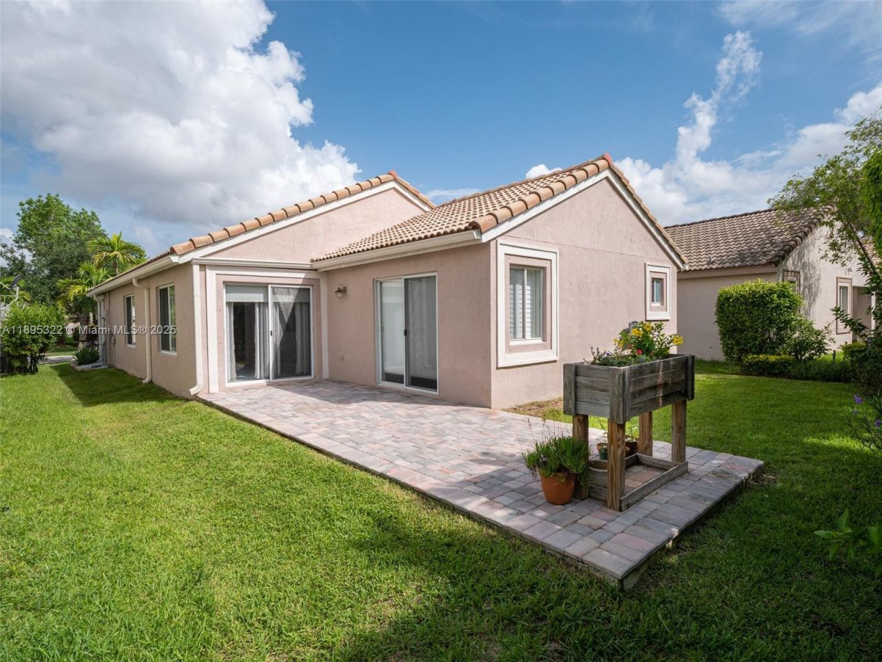 1524 Canary Island Dr, Unit 1524, Weston, FL 33327 Photo