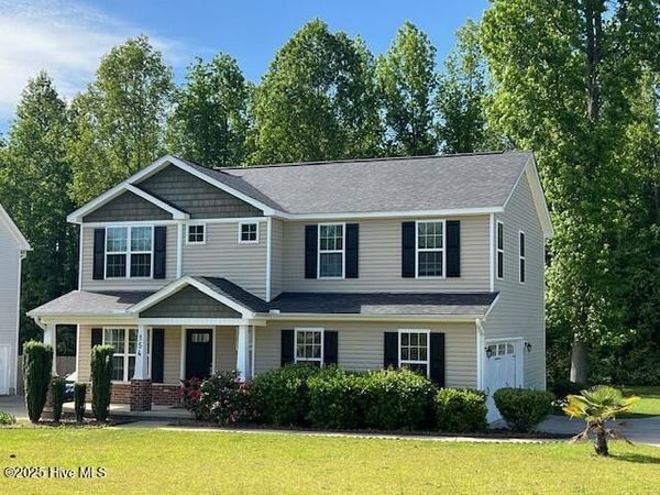 154 Rosslyn Chapel Lane, Cameron, NC 28326