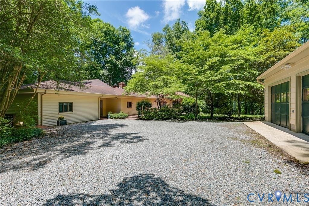 8499 Anderson Court Mechanicsville, VA 23116