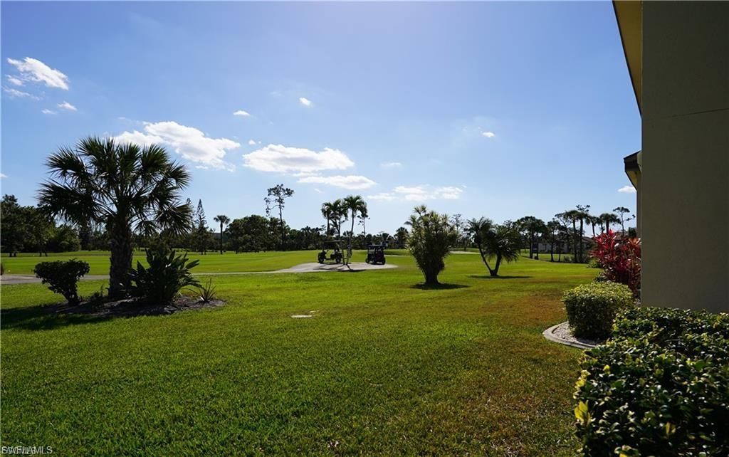 5730 Trailwinds Dr, Unit 411, Fort Myers, FL 33907 Photo