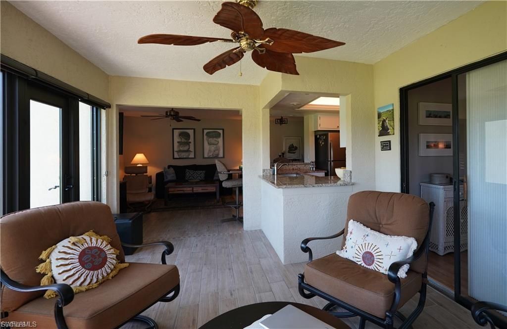5730 Trailwinds Dr, Unit 411, Fort Myers, FL 33907 Photo