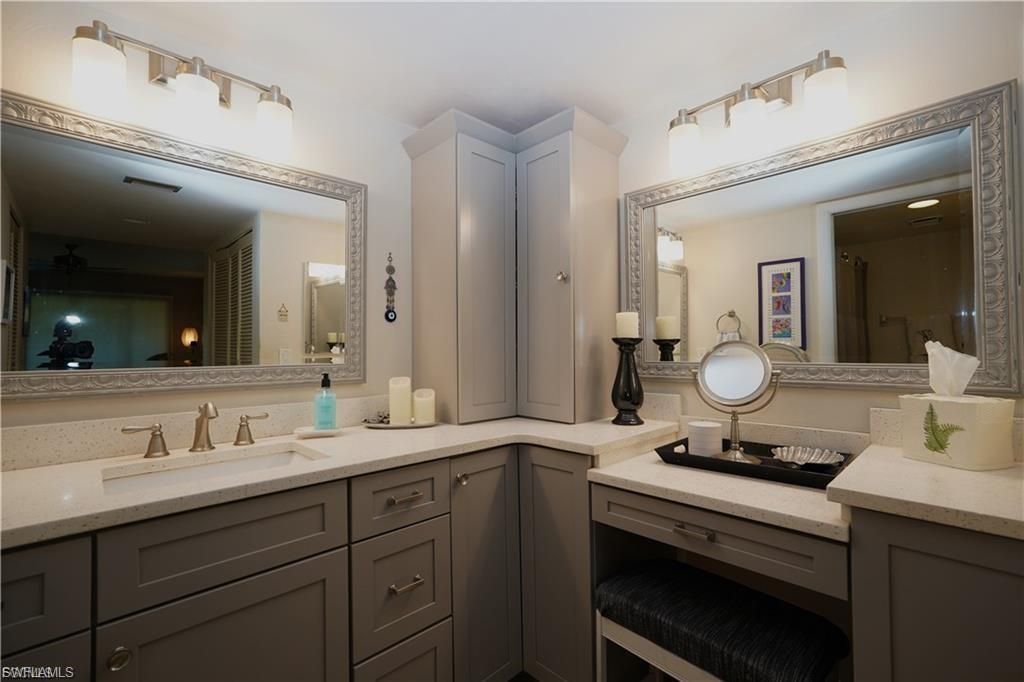 5730 Trailwinds Dr, Unit 411, Fort Myers, FL 33907 Photo