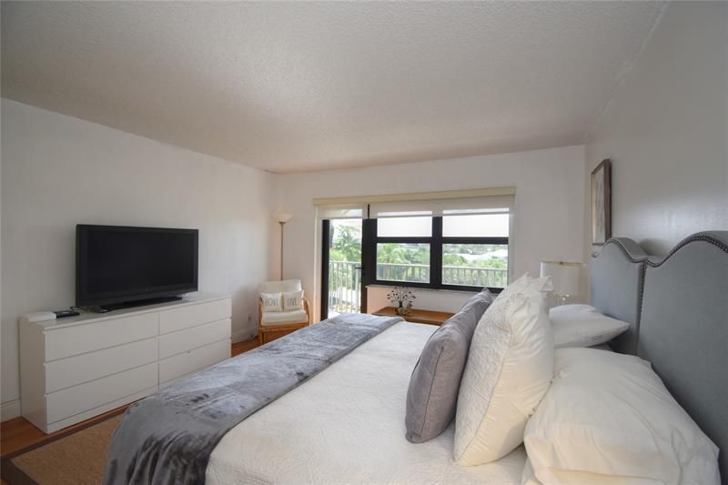 5100 N Ocean Boulevard, Unit 516, Lauderdale by the Sea, FL 33308 Photo