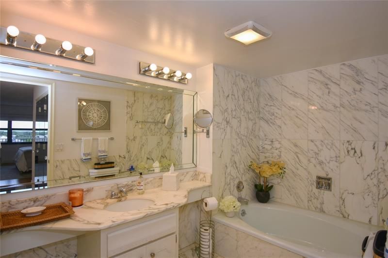 5100 N Ocean Boulevard, Unit 516, Lauderdale by the Sea, FL 33308 Photo