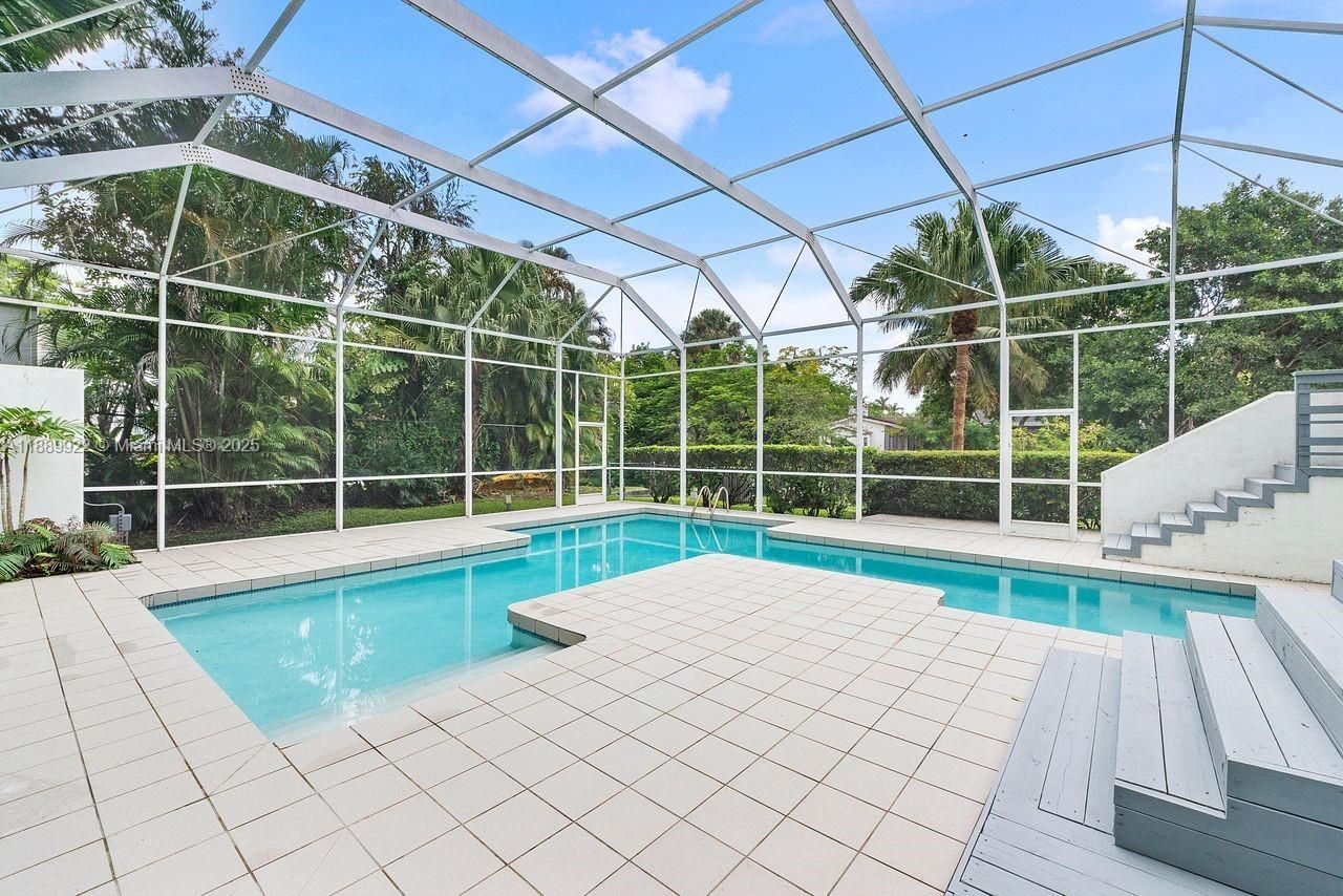 7605 SW 160th Ter, Palmetto Bay, FL 33157 Photo