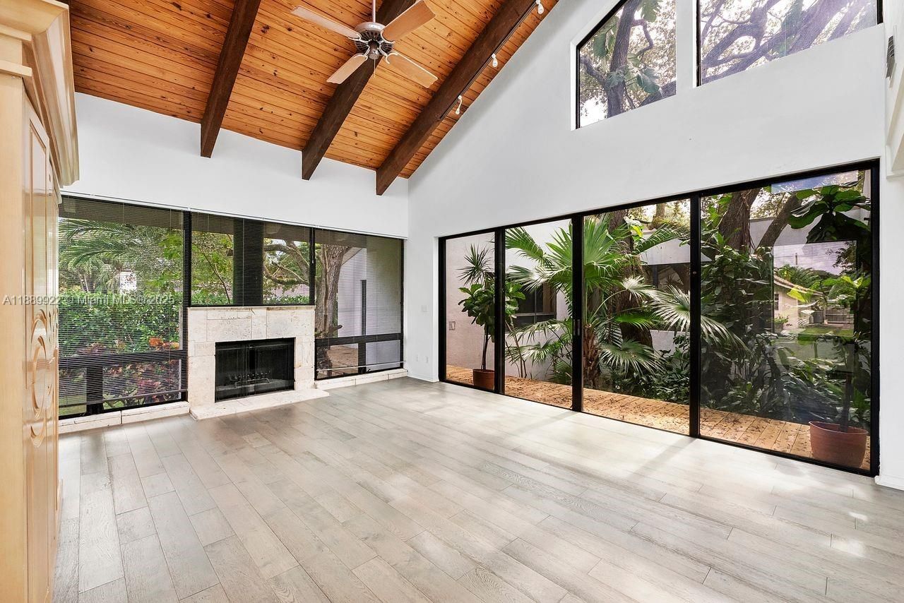 7605 SW 160th Ter, Palmetto Bay, FL 33157 Photo