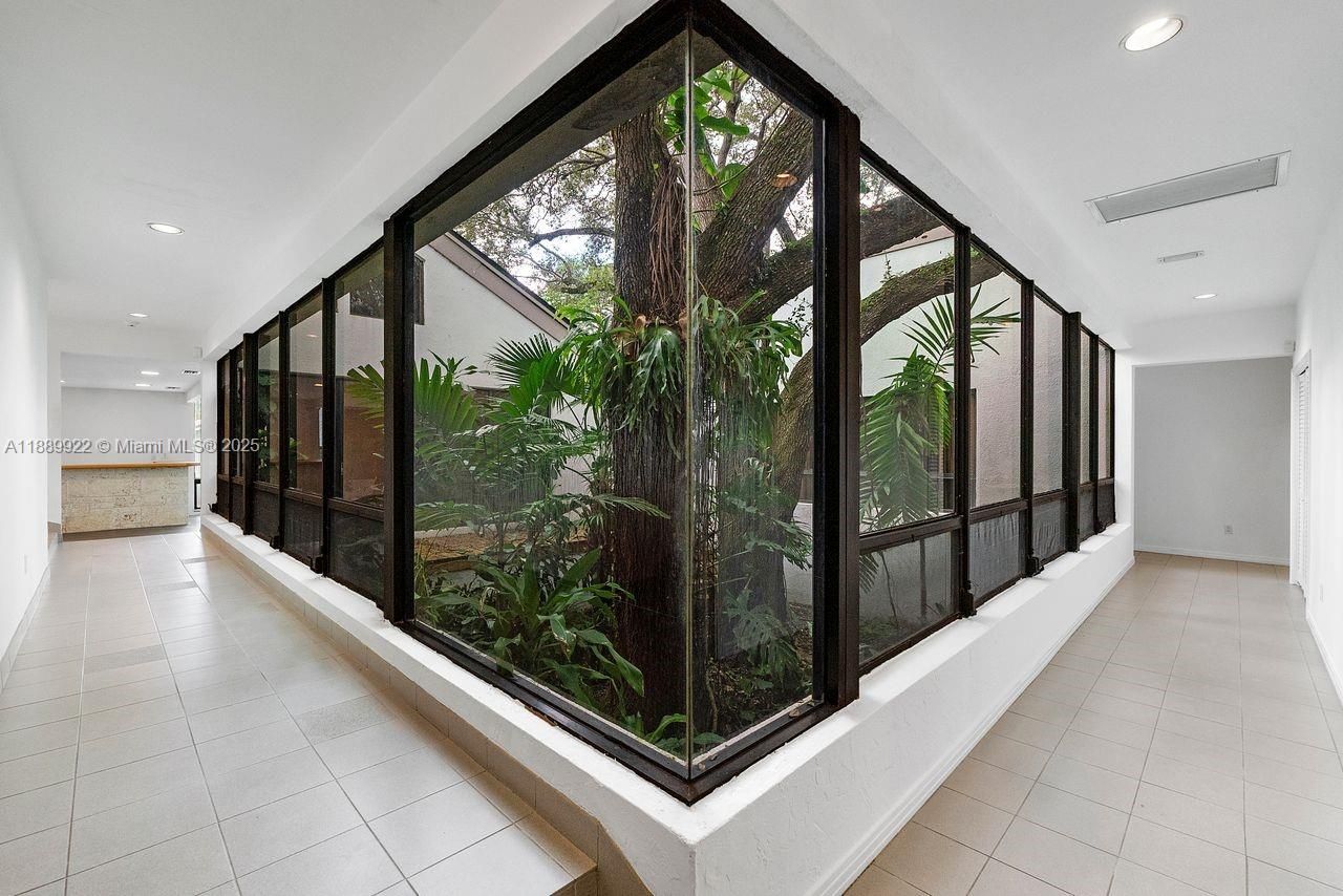 7605 SW 160th Ter, Palmetto Bay, FL 33157 Photo