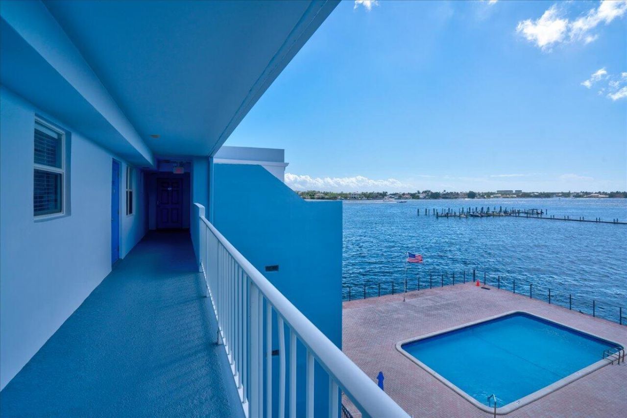 1820 New Palm Way, Unit 402, Boynton Beach, FL 33435 Photo