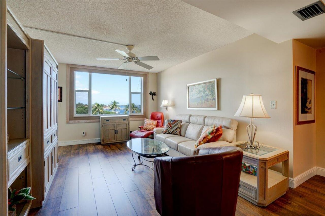 1820 New Palm Way, Unit 402, Boynton Beach, FL 33435 Photo