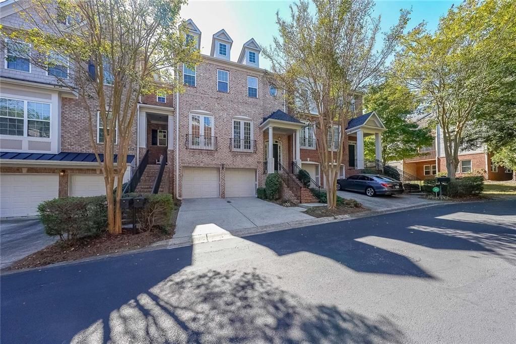 3056 Woodwalk Drive Se, Unit 13, Atlanta, GA 30339 Main Photo