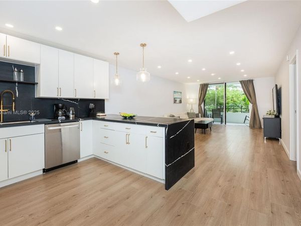 600 Three Islands Blvd, Unit 214, Hallandale Beach, FL 33009