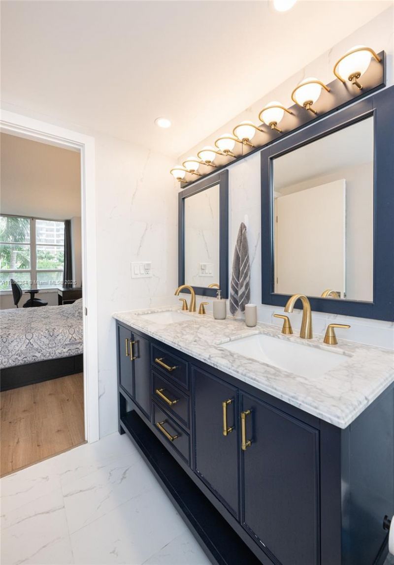 600 Three Islands Blvd, Unit 214, Hallandale Beach, FL 33009 Photo